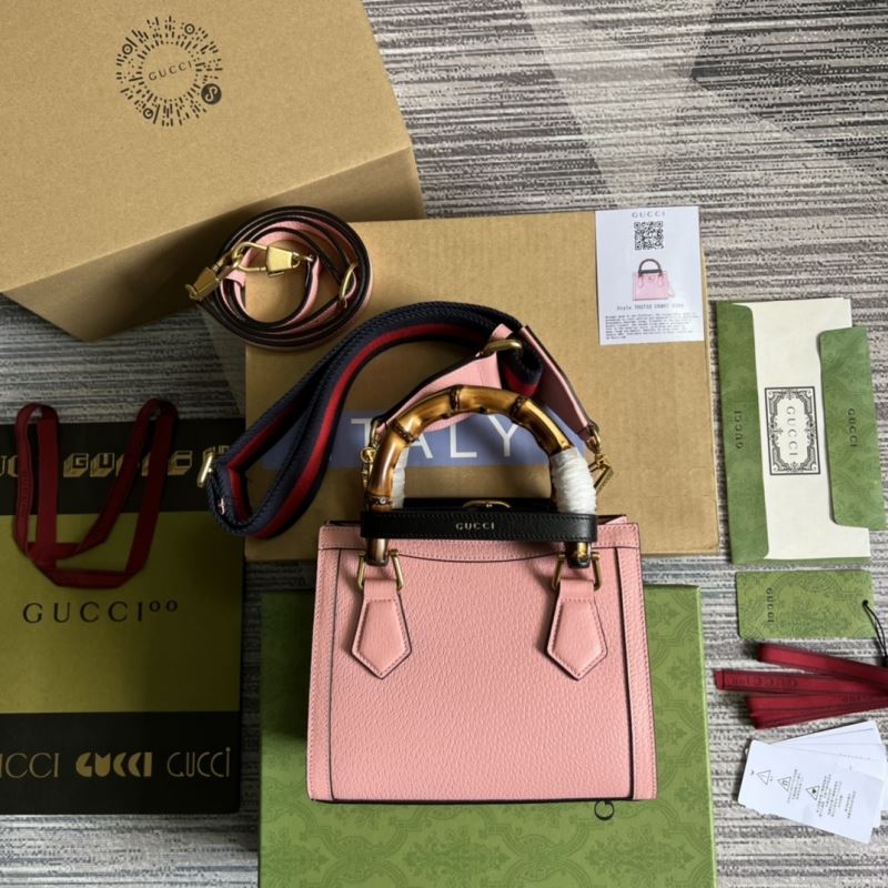 Gvc*1 tote bags